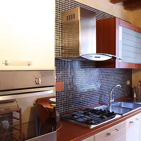 Sant' Eustachio Sleeps 8 Air Con Wifi Apartment